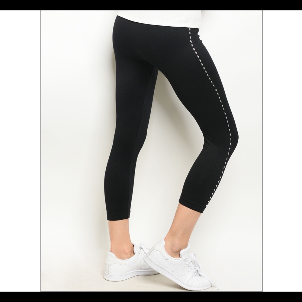 Silver Studded Leggings 🔗side detail